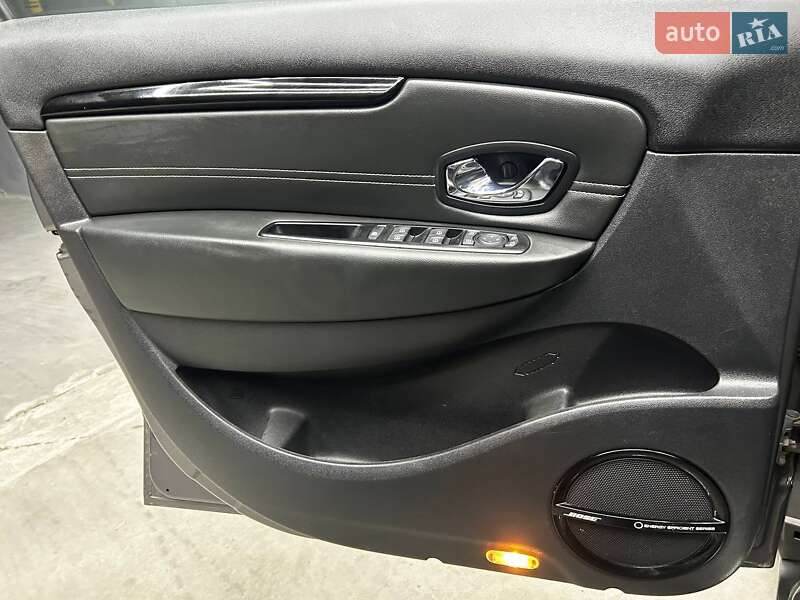 Мінівен Renault Megane Scenic 2012 в Чернівцях фото 11 Мінівен Renault Megane Scenic 2012 в Чернівцях