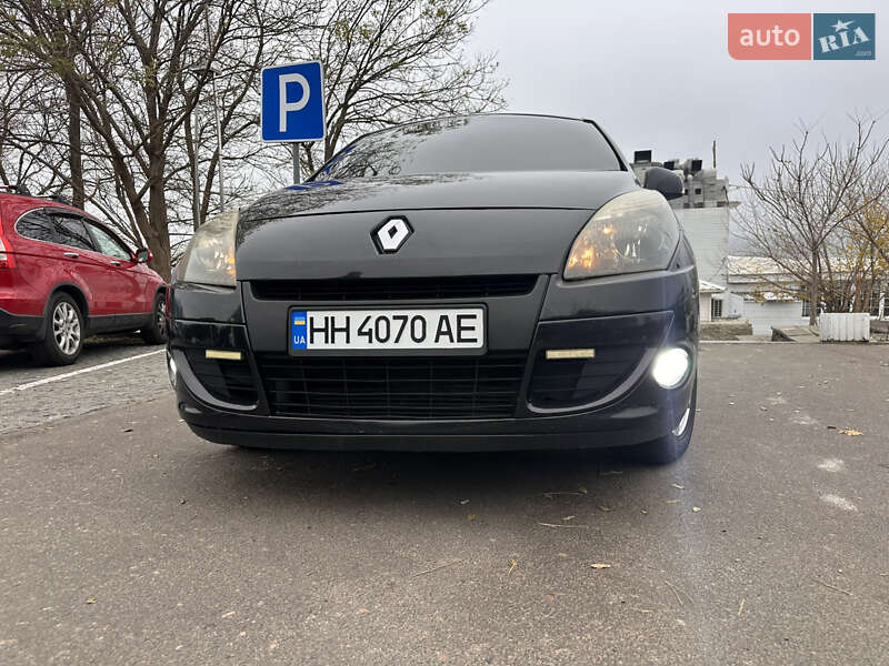 Минивэн Renault Megane Scenic 2010 в Одессе фото 15 Минивэн Renault Megane Scenic 2010 в Одессе