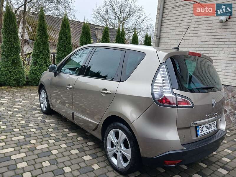 Мінівен Renault Megane Scenic 2012 в Ходореві