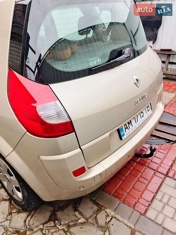 Минивэн Renault Megane Scenic 2009 в Коростене