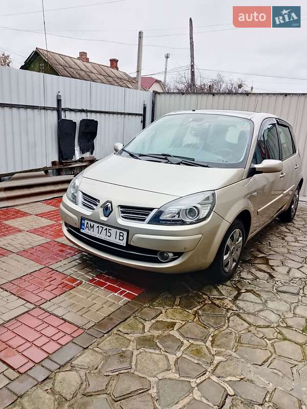 Минивэн Renault Megane Scenic 2009 в Коростене