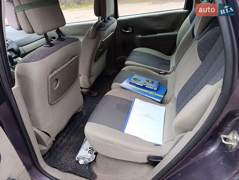 Мінівен Renault Megane Scenic 1999 в Чернігові