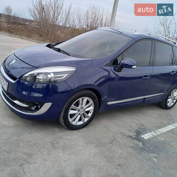 Минивэн Renault Megane Scenic 2013 в Синельниково