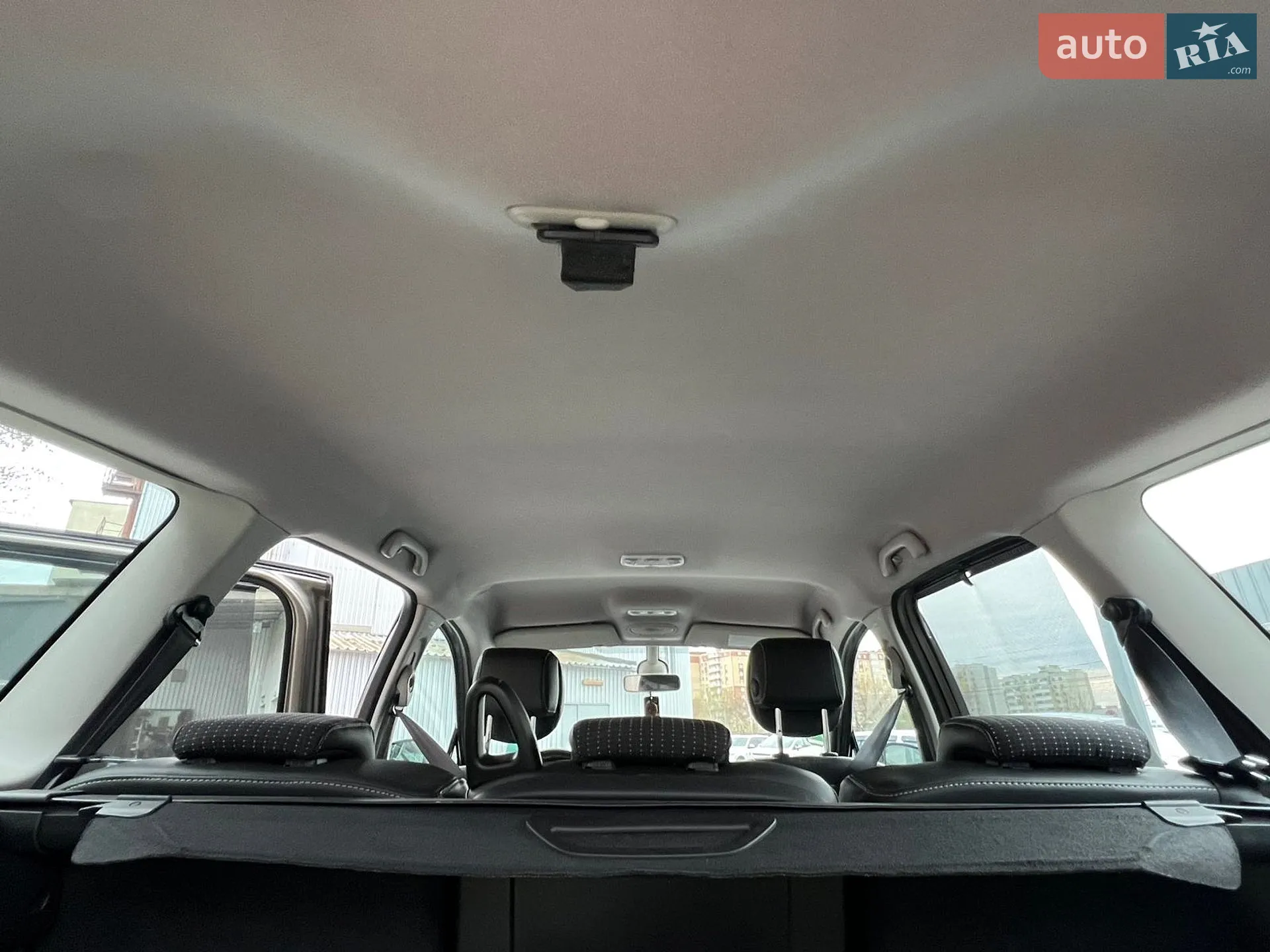 2012 Renault Scenic - мініатюра 16