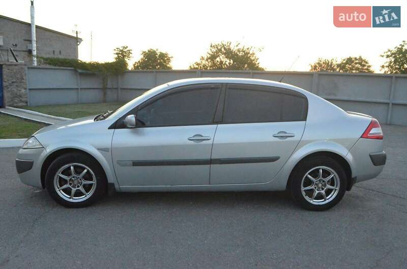 Седан Renault Megane 2006 в Кропивницком