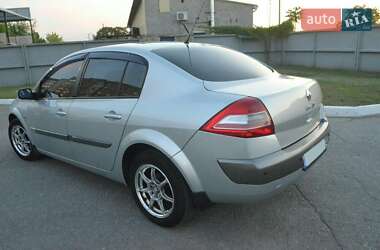 Седан Renault Megane 2006 в 
