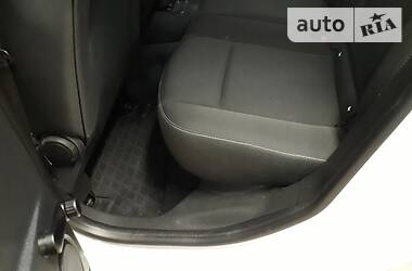 Хэтчбек Renault Megane 2013 в 