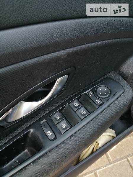 Універсал Renault Megane 2010 в Радивиліві фото 7 Універсал Renault Megane 2010 в Радивиліві