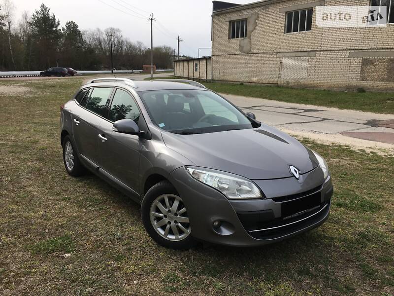 Універсал Renault Megane 2010 в Вараші фото 2 Універсал Renault Megane 2010 в Вараші