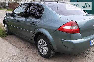 Седан Renault Megane 2005 в Сваляве