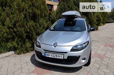 Універсал Renault Megane 2011 в  фото 3 Універсал Renault Megane 2011 в