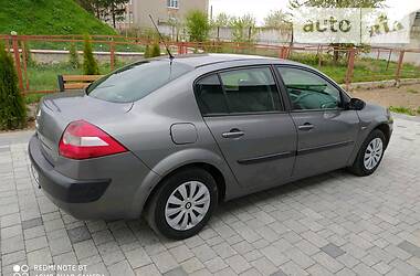 Седан Renault Megane 2004 в 