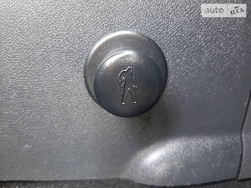 Універсал Renault Megane 2011 в Львові фото 18 Універсал Renault Megane 2011 в Львові