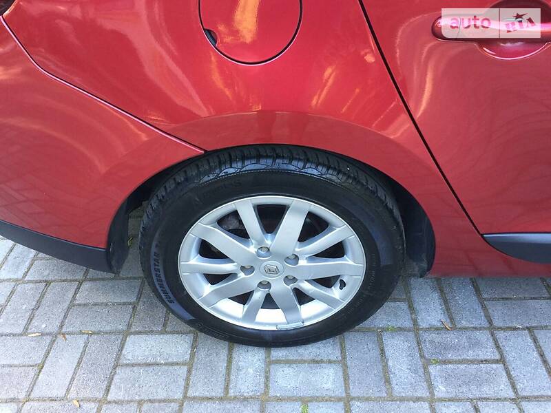 Універсал Renault Megane 2010 в Самборі фото 48 Універсал Renault Megane 2010 в Самборі