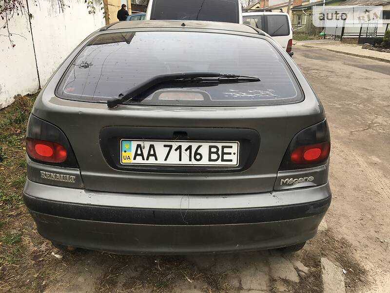 Хэтчбек Renault Megane 1996 в Луцке