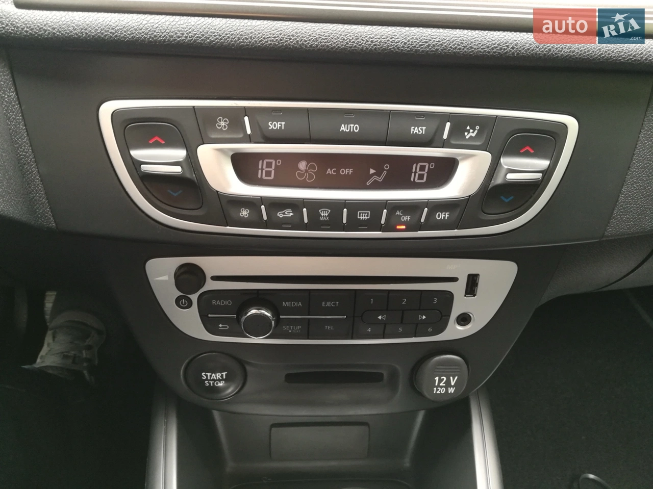 2013 Renault Megane - мініатюра 5