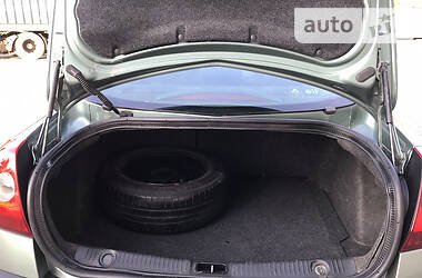 Седан Renault Megane 2005 в 