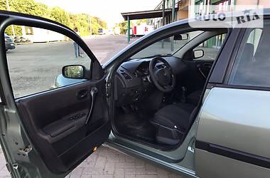 Седан Renault Megane 2005 в 