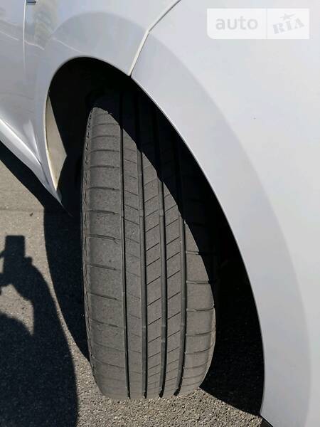 Універсал Renault Megane 2013 в Дніпрі