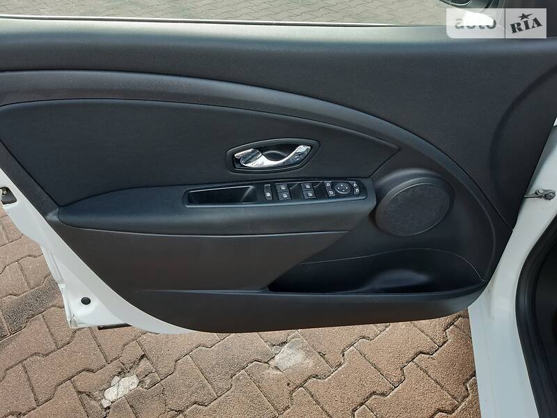 Універсал Renault Megane 2014 в Житомирі фото 28 Універсал Renault Megane 2014 в Житомирі