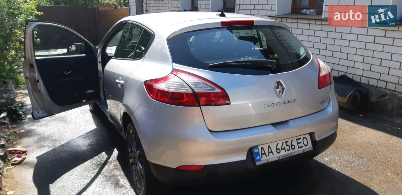 2010 Renault Megane - мініатюра 7