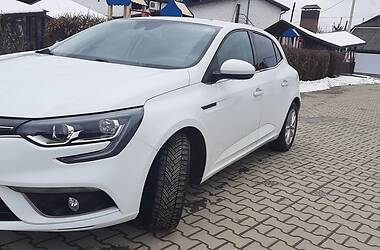 Хэтчбек Renault Megane 2017 в 
