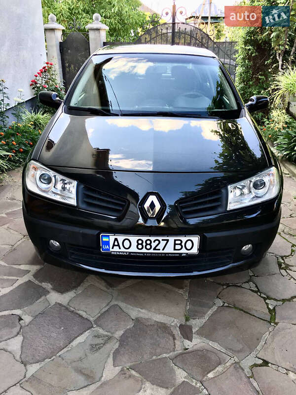 Седан Renault Megane 2007 в Мукачево