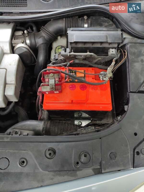 Хэтчбек Renault Megane 2003 в Теофиполе фото 14 Хэтчбек Renault Megane 2003 в Теофиполе