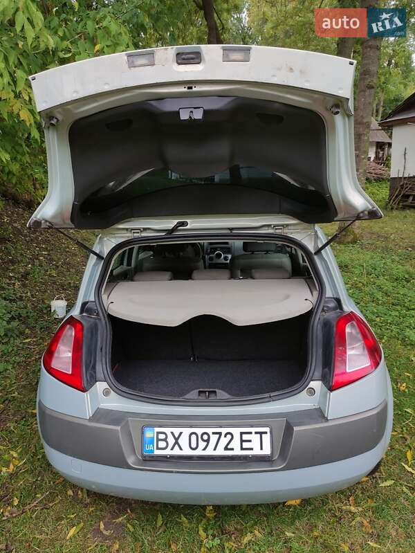 Хэтчбек Renault Megane 2003 в Теофиполе фото 15 Хэтчбек Renault Megane 2003 в Теофиполе