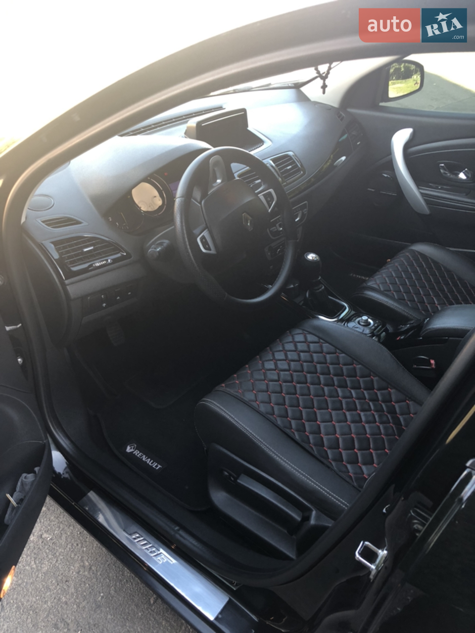 2012 Renault Megane - мініатюра 11