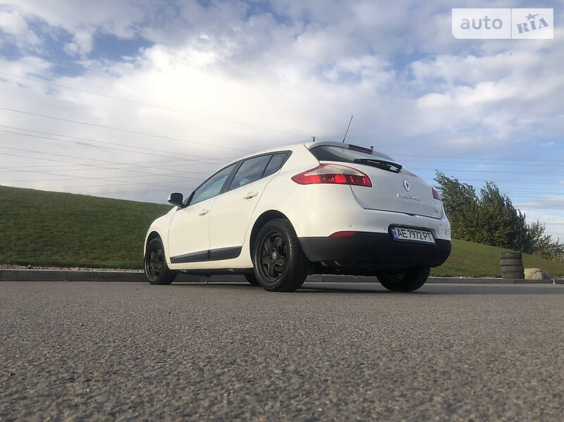 Хетчбек Renault Megane 2012 в Дніпрі фото 17 Хетчбек Renault Megane 2012 в Дніпрі