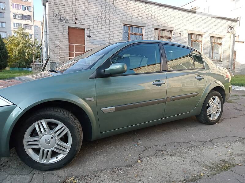Седан Renault Megane 2004 в Чернигове