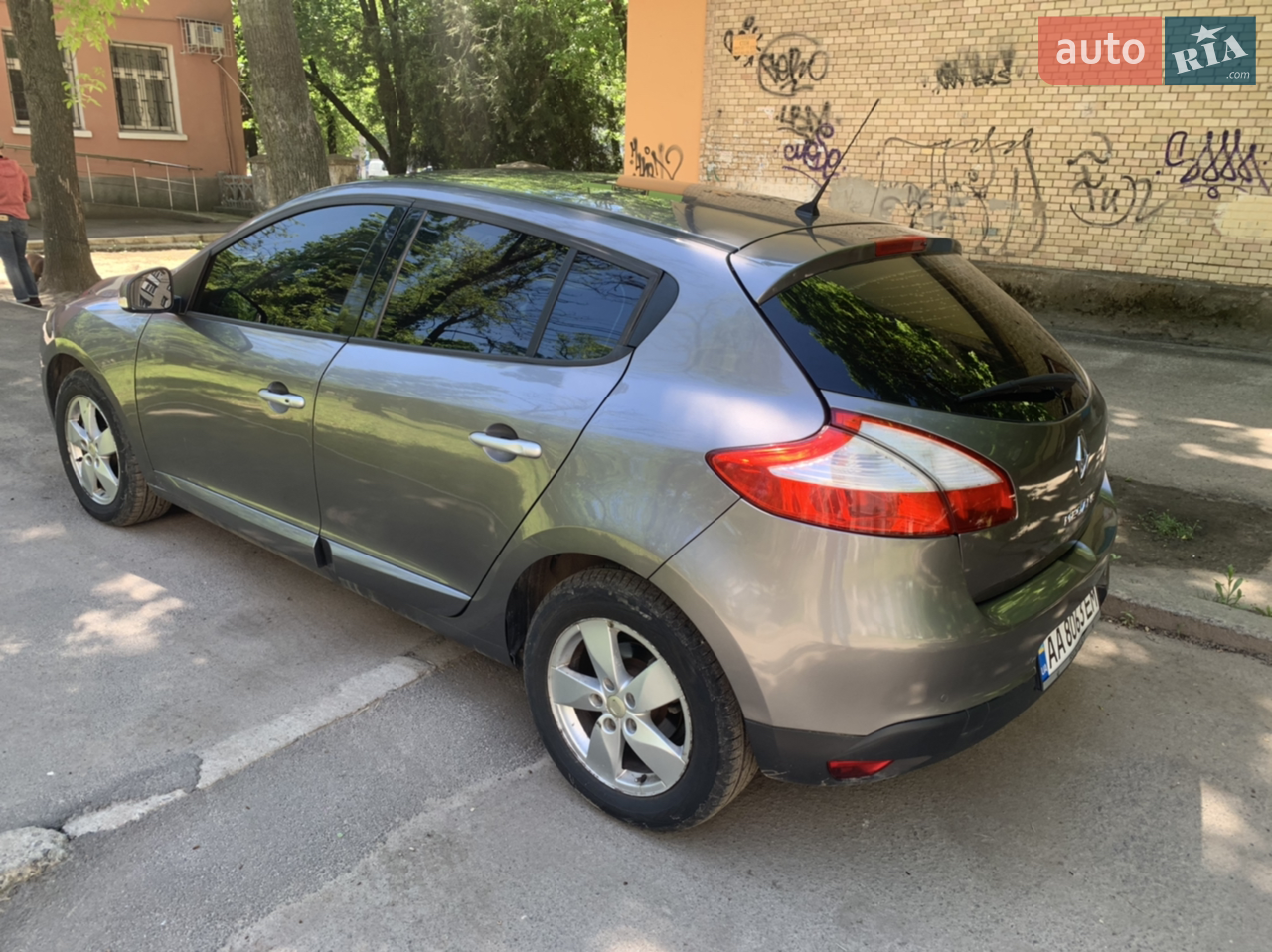 2010 Renault Megane - мініатюра 15
