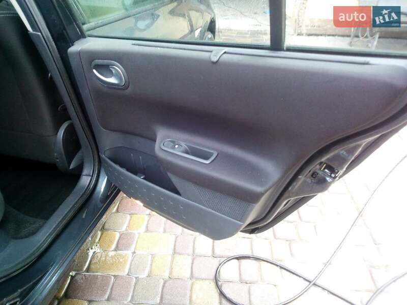 Универсал Renault Megane 2005 в Заречном