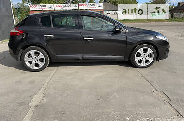 Хэтчбек Renault Megane 2011 в Первомайске