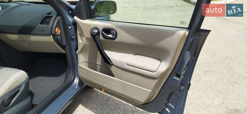 Хэтчбек Renault Megane 2007 в Ивано-Франковске фото 10 Хэтчбек Renault Megane 2007 в Ивано-Франковске