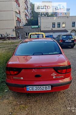 Седан Renault Megane 1999 в Чернівцях