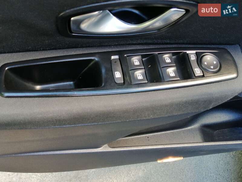 Универсал Renault Megane 2011 в Ладыжине фото 12 Универсал Renault Megane 2011 в Ладыжине