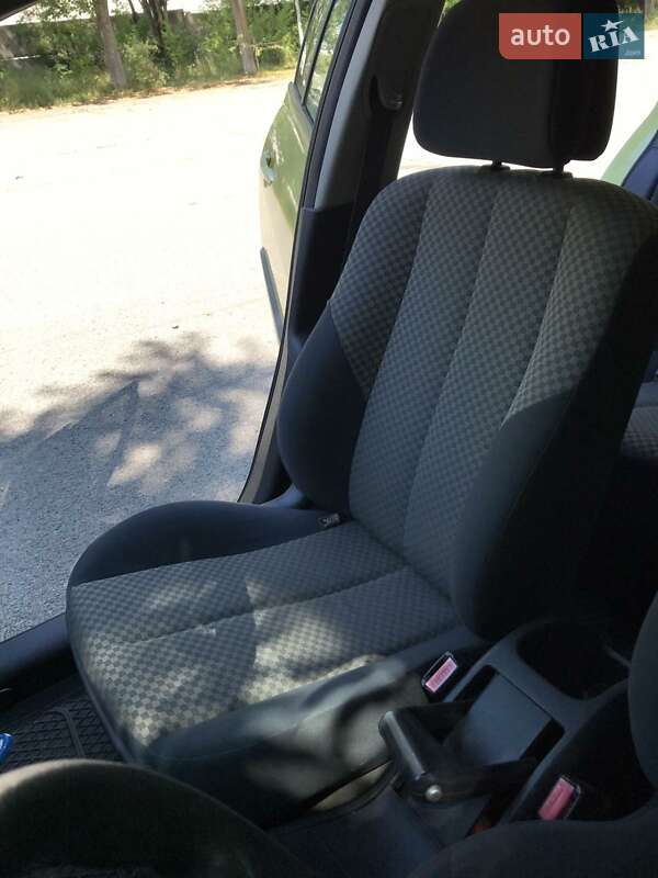 Хетчбек Renault Megane 2004 в Кривому Розі