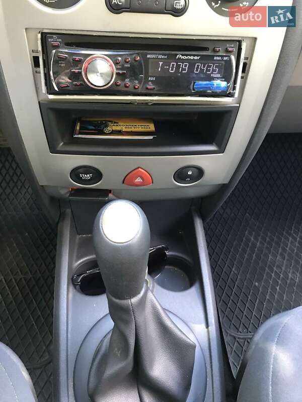Хетчбек Renault Megane 2004 в Кривому Розі
