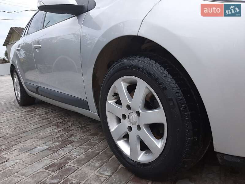 Универсал Renault Megane 2010 в Хмельницком фото 6 Универсал Renault Megane 2010 в Хмельницком