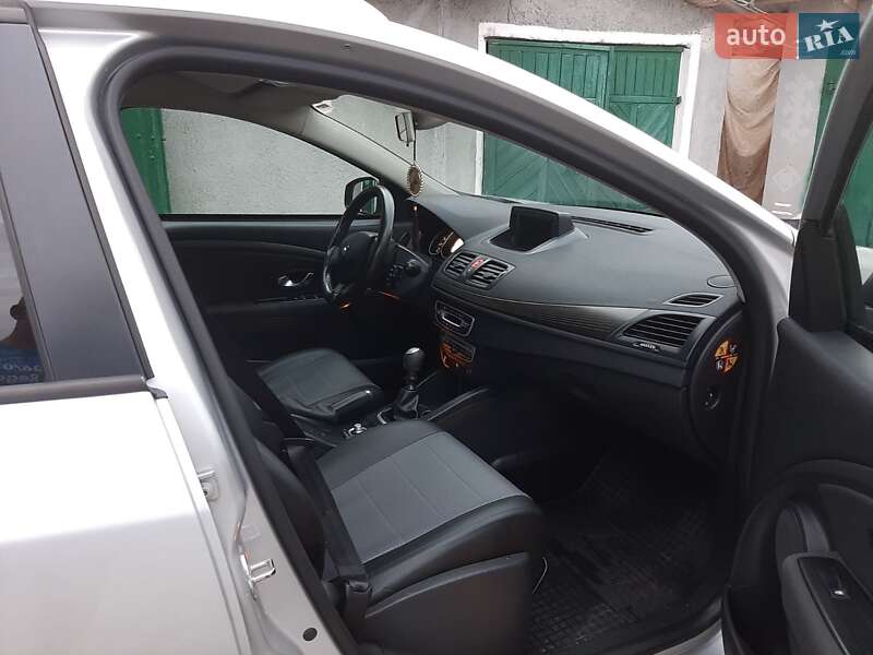 Универсал Renault Megane 2010 в Хмельницком фото 7 Универсал Renault Megane 2010 в Хмельницком