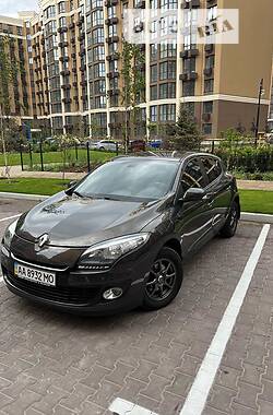 Хэтчбек Renault Megane 2013 в Киеве