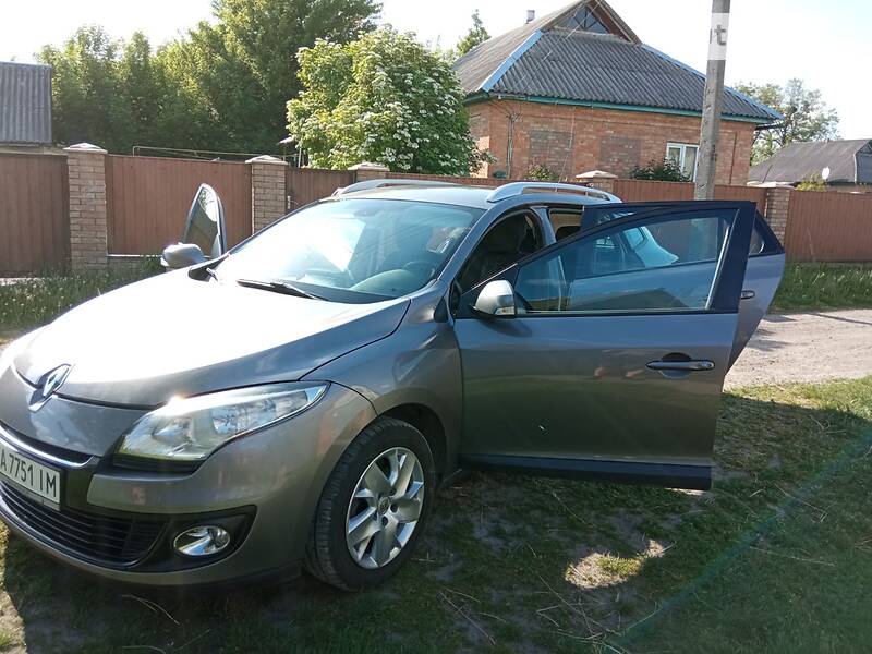 Универсал Renault Megane 2012 в Каменке