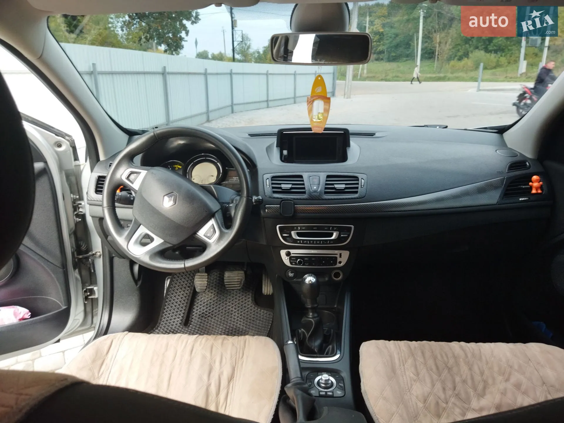 2012 Renault Megane - мініатюра 39