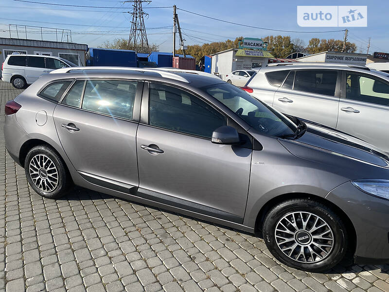 Универсал Renault Megane 2014 в Черновцах