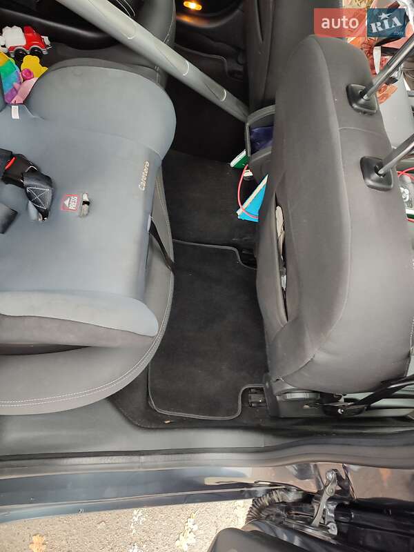 Универсал Renault Megane 2010 в Умани фото 143 Универсал Renault Megane 2010 в Умани