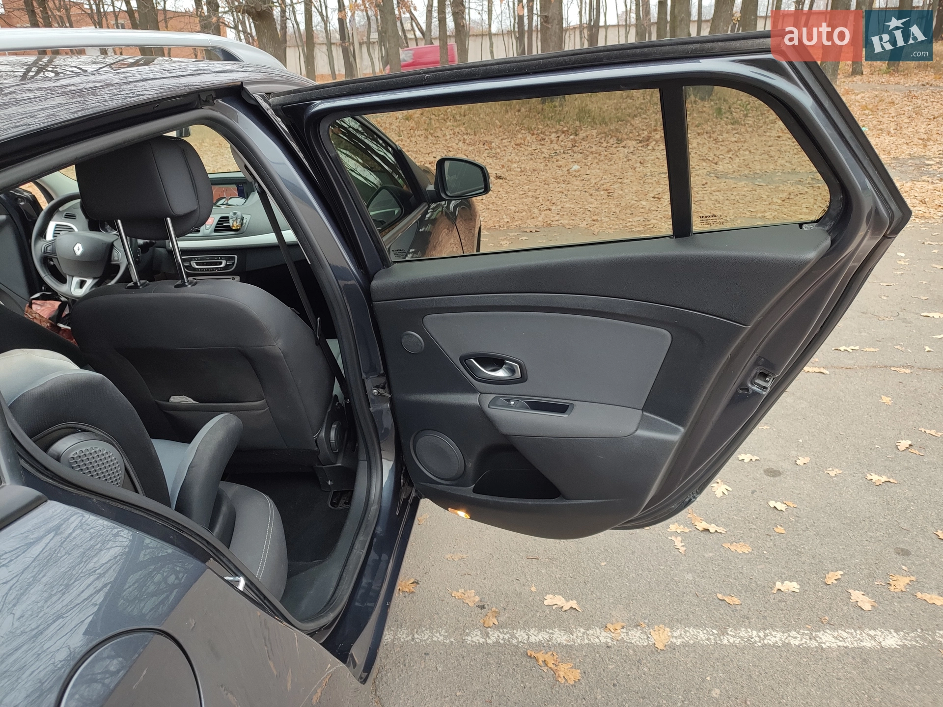 2010 Renault Megane - мініатюра 152