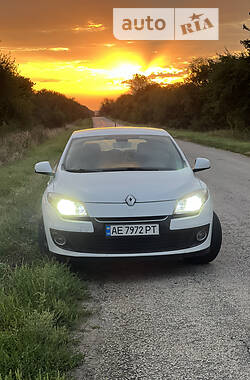 Хетчбек Renault Megane 2012 в Дніпрі