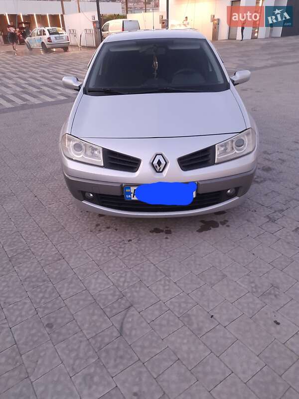 Седан Renault Megane 2006 в Ужгороді